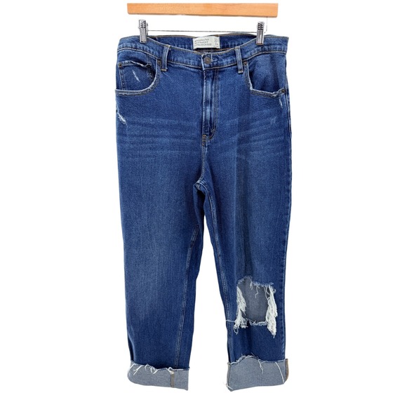 Abercrombie & Fitch Denim - Abercrombie & Fitch 90s Straight Ultra High Rise Distressed Blue Jeans 32 14R‎